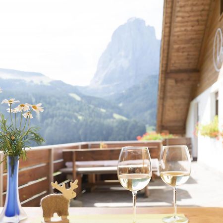 Apartments Rondula Santa Cristina Val Gardena Exteriör bild